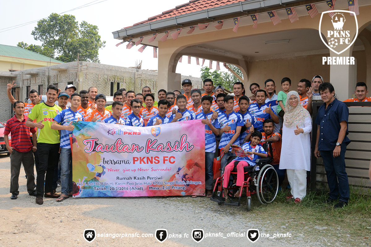 TAUTAN KASIH PKNS FC DI RUMAH KASIH PERTIWI